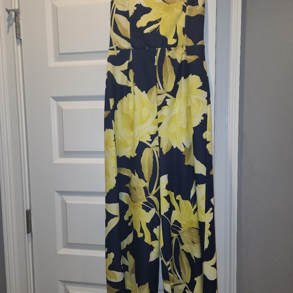 Jumpsuit - Picture 2 of 4